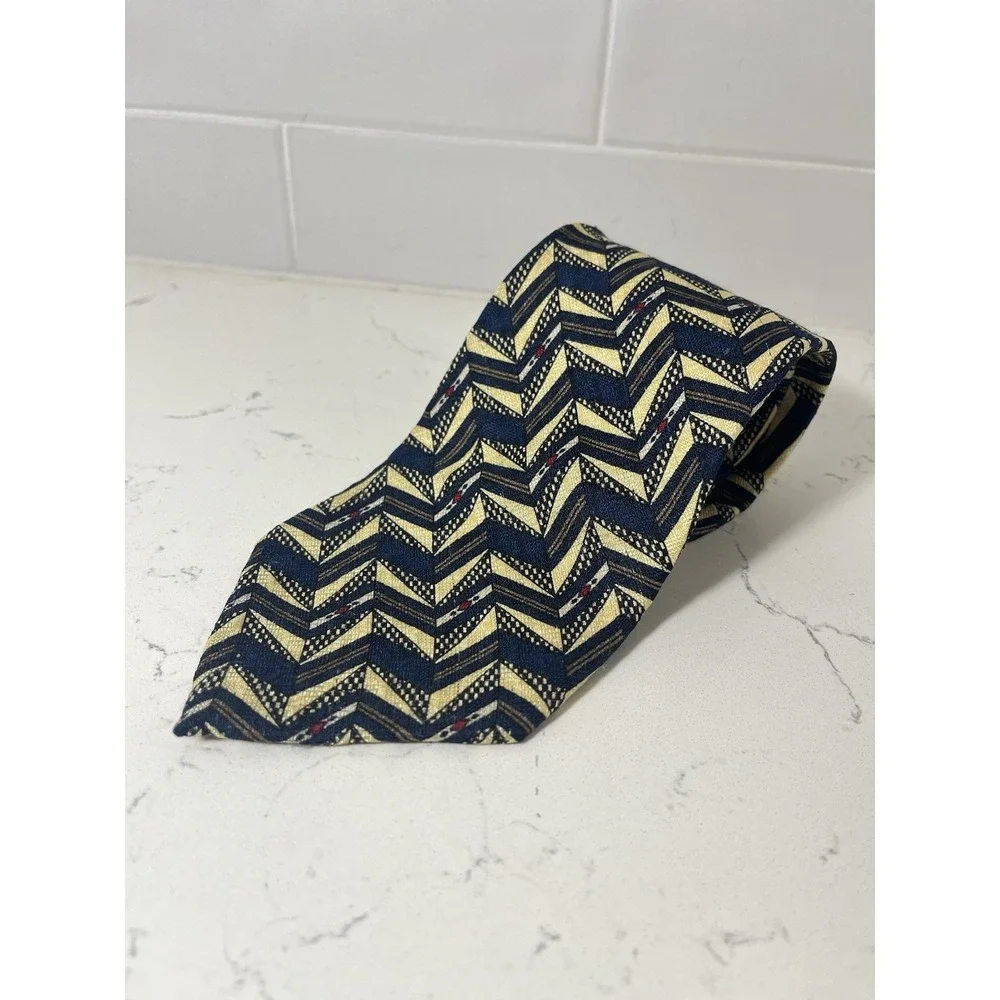 Ermenegildo Zegna Tie Blue Yellow Geometric Abstract 100% Silk Italy 59.5 x 4